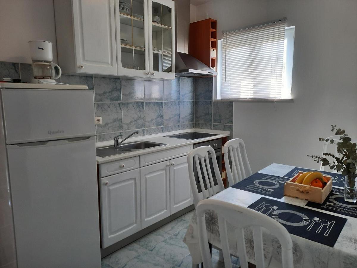 Apartmani Ivica คิร์ก ภายนอก รูปภาพ
