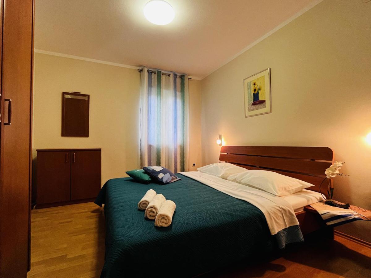 Apartmani Ivica คิร์ก ภายนอก รูปภาพ